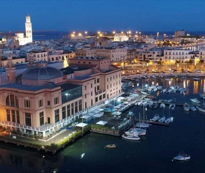 Appartement Dimora Dei Veneziani - Locazione Turistica à Bari Extérieur photo